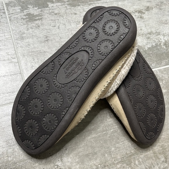 Sonicare toothbrush, slippers and portable footbath (never used) bundle … - Picture 4 of 7